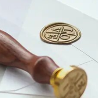 Timbri personalizzati: tutti i vantaggi per aziende e professionisti