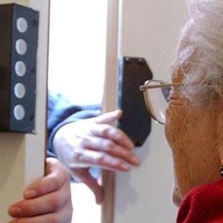 Truffa a persone anziane (foto di archivio)