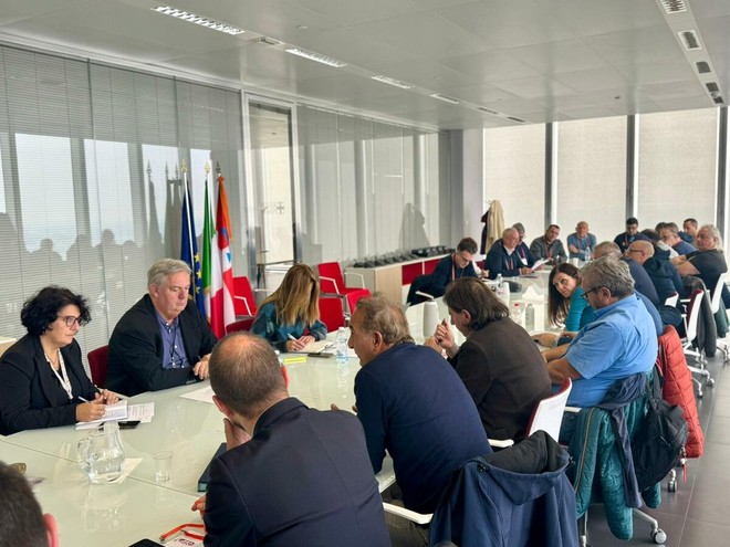 Il tavolo convocato oggi al grattacielo della Regione Il tavolo convocato oggi al grattacielo della Regione