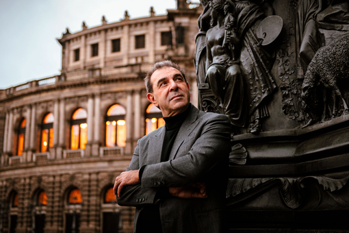 Daniele Gatti e la Sächsische Staatskapelle Dresden aprono la nuova stagione dei Concerti del Lingotto Daniele Gatti e la Sächsische Staatskapelle Dresden aprono la nuova stagione dei Concerti del Lingotto