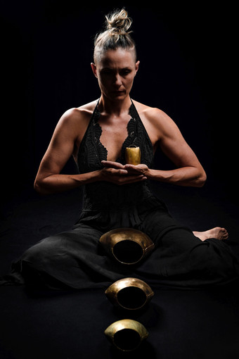 Non ballo da sola: una performance per dire &quot;no&quot; alla violenza di genere