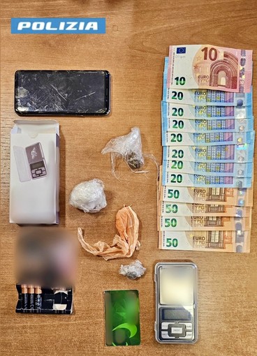 Soldi e droga sequestrati in corso Salvemini Soldi e droga sequestrati in corso Salvemini