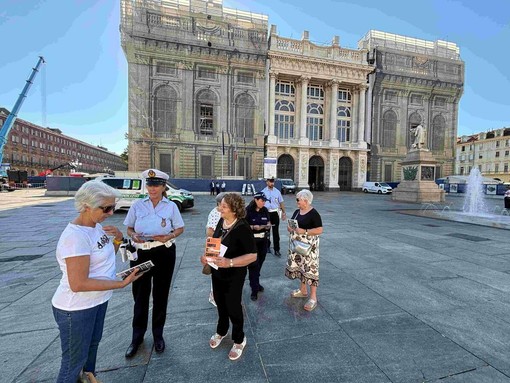 Vigili anti truffe nelle vie di Torino Vigili anti truffe nelle vie di Torino