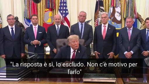 "Userà armi nucleari contro l'Iran?", la domanda fa infuriare Trump "Userà armi nucleari contro l'Iran?", la domanda fa infuriare Trump