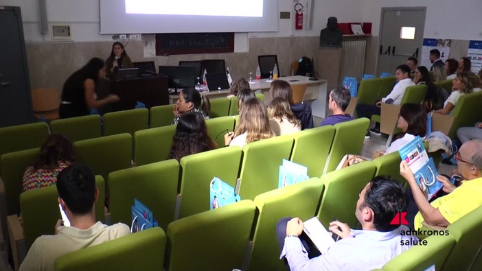 Ortodonzia, a Napoli tecnologia e formazione per accompagnare gli adolescenti nel percorso di cura