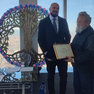 Un'immagine di archivio con l'assessore Maurizio Marrone Un'immagine di archivio con l'assessore Maurizio Marrone