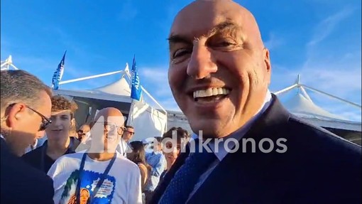 Crosetto a Bari per la festa di Fdi: "Quando ho fondato il partito mi aspettavo tutto questo" Crosetto a Bari per la festa di Fdi: "Quando ho fondato il partito mi aspettavo tutto questo"