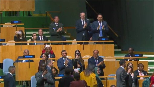 Netanyahu parla all'Onu e assemblea si svuota: "Codardi, andatevene" Netanyahu parla all'Onu e assemblea si svuota: "Codardi, andatevene"