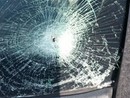 Nichelino, vandali e incivili prendono di mira le auto parcheggiate