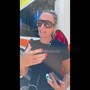 Incendio a Roma, la testimone: "Nella casa in fiamme vive un uomo" Incendio a Roma, la testimone: "Nella casa in fiamme vive un uomo"