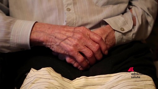 Farmaci, Parkinson: Ce approva nuova formulazione di levodopa/carbidopa per benefici prolungati