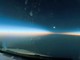 Eclissi totale di sole, lo spettacolo visto a bordo di un volo di linea Eclissi totale di sole, lo spettacolo visto a bordo di un volo di linea