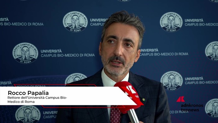 Papalia (Rettore UCBM): "La Scuola di Dottorato di Ricerca si immette in un nuovo sistema di ricerca, quella dell'internazionalizzazione e della formazione" Papalia (Rettore UCBM): "La Scuola di Dottorato di Ricerca si immette in un nuovo sistema di ricerca, quella dell'internazionalizzazione e della formazione"