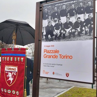 Venaria onora la memoria degli Invincibili: inaugurato il piazzale Grande Torino Venaria onora la memoria degli Invincibili: inaugurato il piazzale Grande Torino