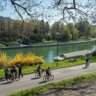 Moncalieri, contro i 'furbetti della bici' arriva il limite dei 10 km/h