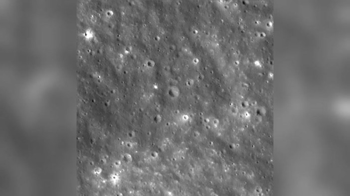 Razzo Space X precipita sulla Luna: le immagini del nuovo cratere creato dall'impatto