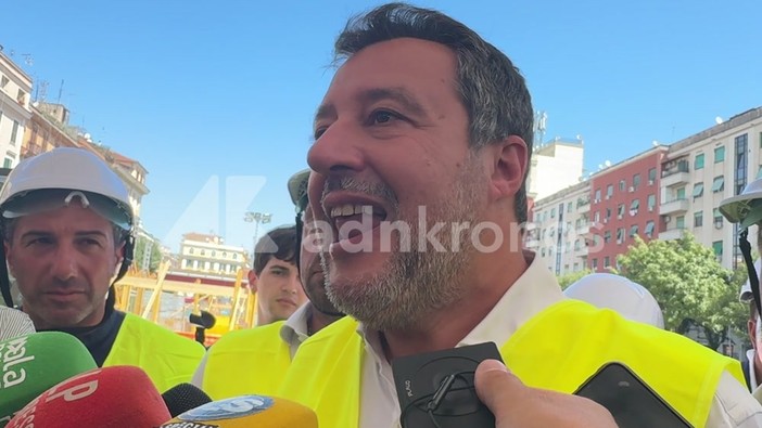 Salvini: "Su Schengen vediamo dopo Ferragosto, boe di Sanchez sono ridicole"