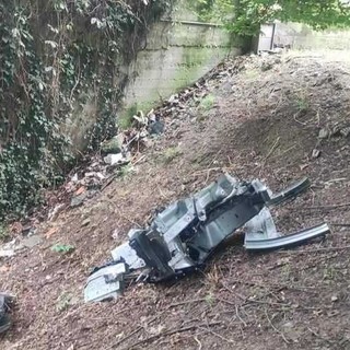 Ancora episodi di scarichi in  via Rossetti