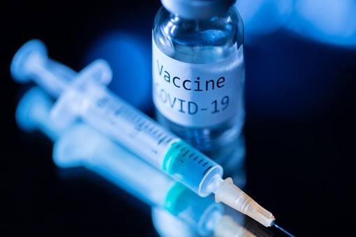 Vaccini, terza dose: problemi organizzativi e disagi per i cittadini. Il Pd chiede un'informativa urgente