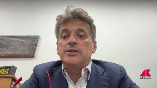 Lo psichiatra: "Intelligenza artificiale può dare dipendenza"