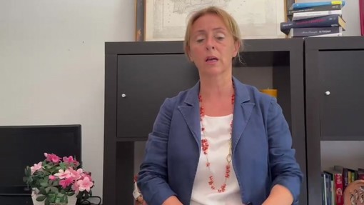 Ragazzo accoltellato a Trani, sindaca di Andria: "Non siamo in un film, è allarme sociale"