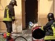 Magazzino di via Giachino in fiamme, condominio evacuato in via precuzionale