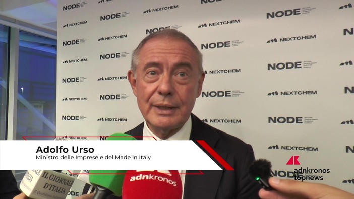 Urso: "Italia può essere leader in Europa su nuove tecnologie ambientali" Urso: "Italia può essere leader in Europa su nuove tecnologie ambientali"