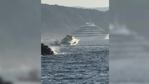 Super yacht da 8 milioni affondato a Porto Cervo, salve le persone a bordo