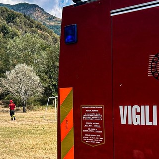 Padre e figlia di 8 anni in difficoltà sulla Ferrata della Roceja: salvati grazie all'elicottero dei vigili del fuoco [VIDEO]