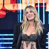 Alessia Marcuzzi contro il tabù della menopausa: "Mi vergognavo, mi sentivo meno donna e meno sexy" Alessia Marcuzzi contro il tabù della menopausa: "Mi vergognavo, mi sentivo meno donna e meno sexy"