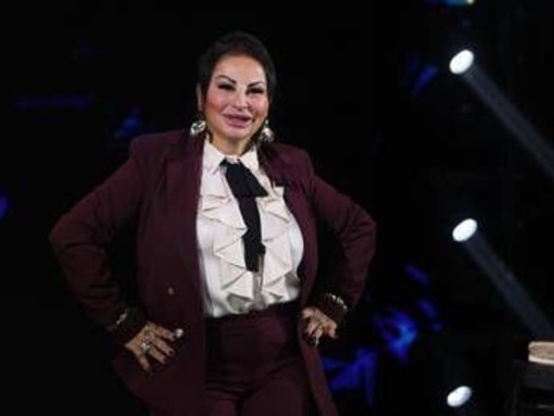 Rita De Crescenzo a Belve, la proposta a Fagnani: &quot;Per te tutto gratis...&quot;