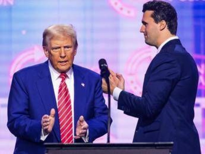Omicidio di Charlie Kirk, l'annuncio di Trump: &quot;Arrestato il killer, spero lo condannino a morte&quot;