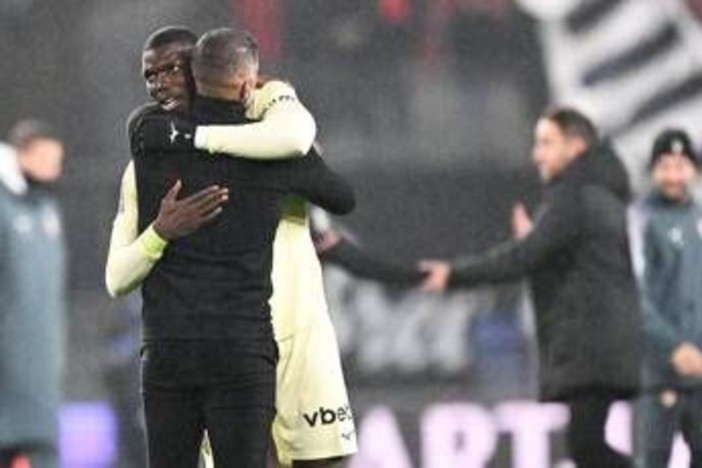 Pogba torna in campo dopo due anni e si commuove: "Sono un combattente" Pogba torna in campo dopo due anni e si commuove: "Sono un combattente"