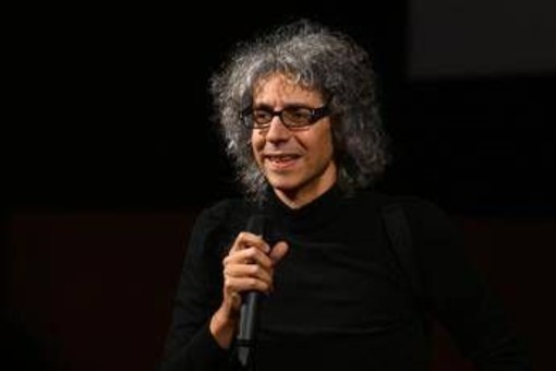 Verissimo, Giovanni Allevi ospite oggi: il racconto del mieloma multiplo