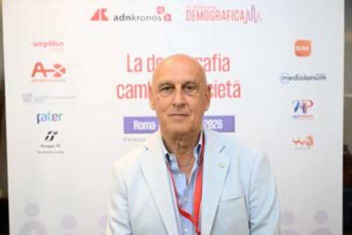 Agostiniani (Sip): "Su indice fertilità agire con incentivi economici e servizi" Agostiniani (Sip): "Su indice fertilità agire con incentivi economici e servizi"