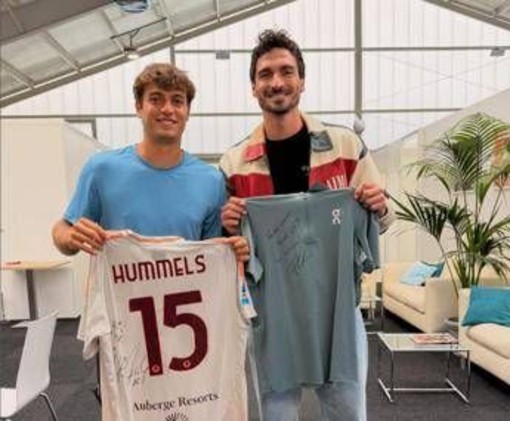 Cobolli, premio di consolazione a Monaco: scambia maglia con... Hummels