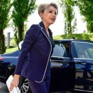 Marina Berlusconi: &quot;Big tech gente che se ne frega, piattaforme far west&quot;