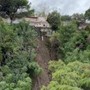Maltempo in Campania, frana a Mergellina: evacuati tre appartamenti Maltempo in Campania, frana a Mergellina: evacuati tre appartamenti