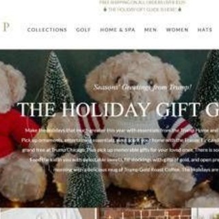 Dal maglione &quot;AmeriChristmas&quot; ai pigiami, Trump lancia la sua collezione per feste