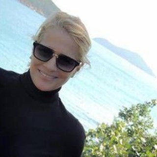 Pippo Baudo, Heather Parisi pubblica intervista inedita: &quot;Vorrei tornare come farfalla&quot;