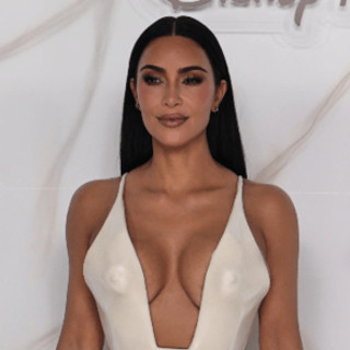 Kim Kardashian compra un Monet per amore di 'Ragazze a Beverly Hills': l'arte ispirata da un film cult Kim Kardashian compra un Monet per amore di 'Ragazze a Beverly Hills': l'arte ispirata da un film cult