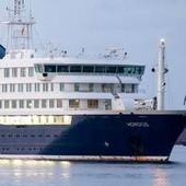 Allerta Hantavirus, la nave Hondius arrivata a Tenerife: delegazione Oms al porto di Granadilla