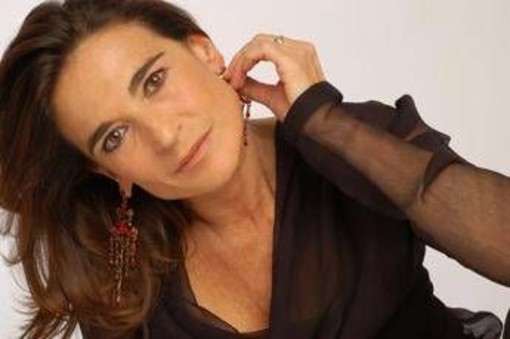 Premio Eccellenza Euro Mediterraneo a Lina Sastri, talento italiano oltre i confini Premio Eccellenza Euro Mediterraneo a Lina Sastri, talento italiano oltre i confini