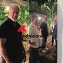 Dalle Croci alle Crocs: Mel Gibson avvistato in stile casual al The Sanctuary