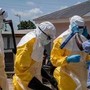 Ebola, Save the Children: "Virus avanti a velocità mai vista prima. Un morto su 4 è un bambino" Ebola, Save the Children: "Virus avanti a velocità mai vista prima. Un morto su 4 è un bambino"