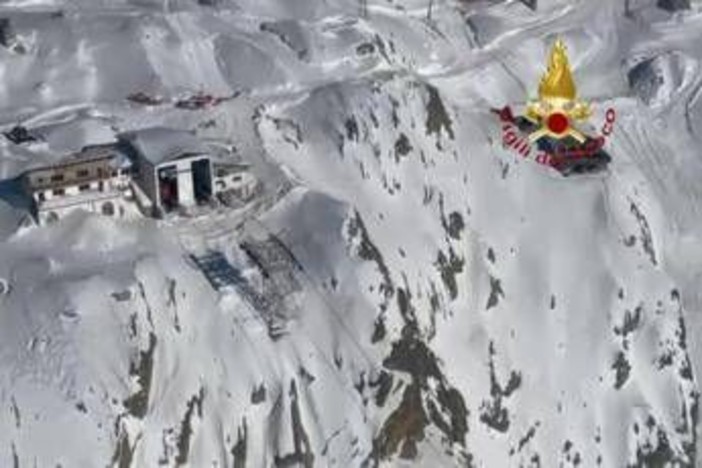 Incidente funivia a Macugnaga, 4 feriti e 100 bloccati a monte: tutti evacuati