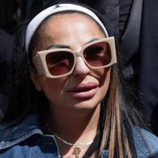 Campania, tiktoker Rita De Crescenzo in campo per Forza Italia. Stop Lega: &quot;No a influencer trash&quot;