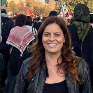Ilaria Salis in piazza a Milano: "Il terrorismo mediatico non ci ferma" Ilaria Salis in piazza a Milano: "Il terrorismo mediatico non ci ferma"