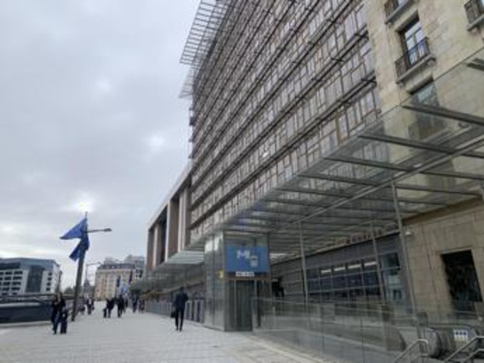 Ue, accordo sul 21esimo pacchetto sanzioni alla Russia per l'Ucraina Ue, accordo sul 21esimo pacchetto sanzioni alla Russia per l'Ucraina