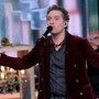 Sanremo 2026, Claudio Santamaria chi è: la cover con Malika Ayane Sanremo 2026, Claudio Santamaria chi è: la cover con Malika Ayane